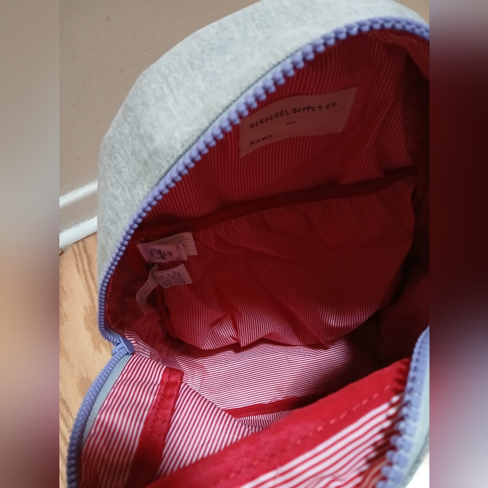 Herschel Backpack - Picture 4 of 4